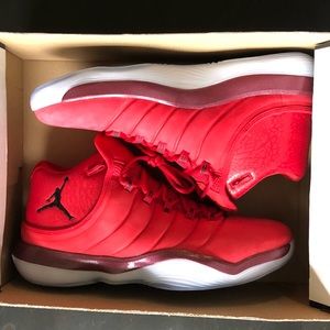NEW Men’s Jordan Super.Fly 2017 (11.5)